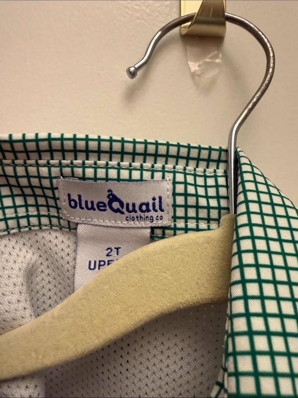 Boys Green Check performance embroidered fishing shirt - Guayabera style - Picture 3 of 3